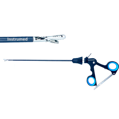 Laparoscopic Endo Clinch Grasper Forceps with 5mm diameter and 33cm working length used in minimally invasive surgery.